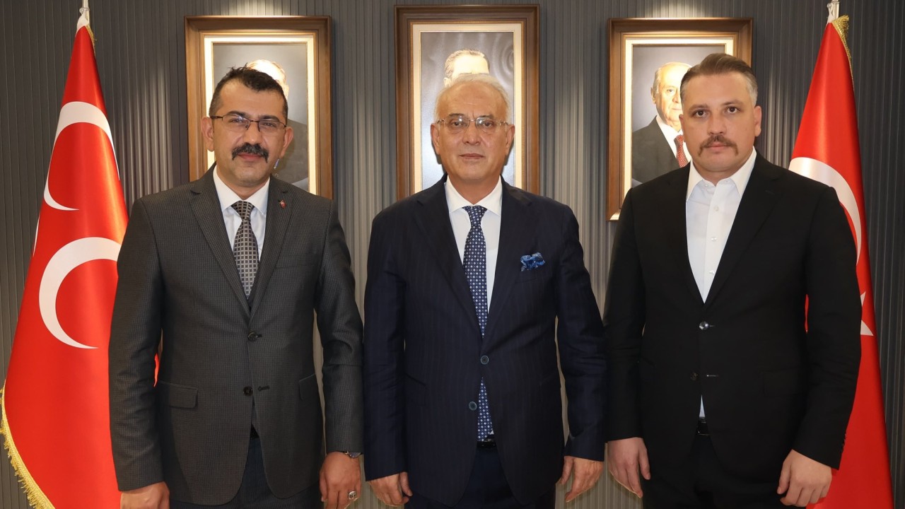 Ülkü Ocakları Adana İl Başkanı Tutsoy ve Türk Yerel Hizmet-Sen Genel Başkan Yardımcısı Tabakoğlu'ndan MHP Adana İl Başkanı Yusuf Kanlı'ya ziyaret