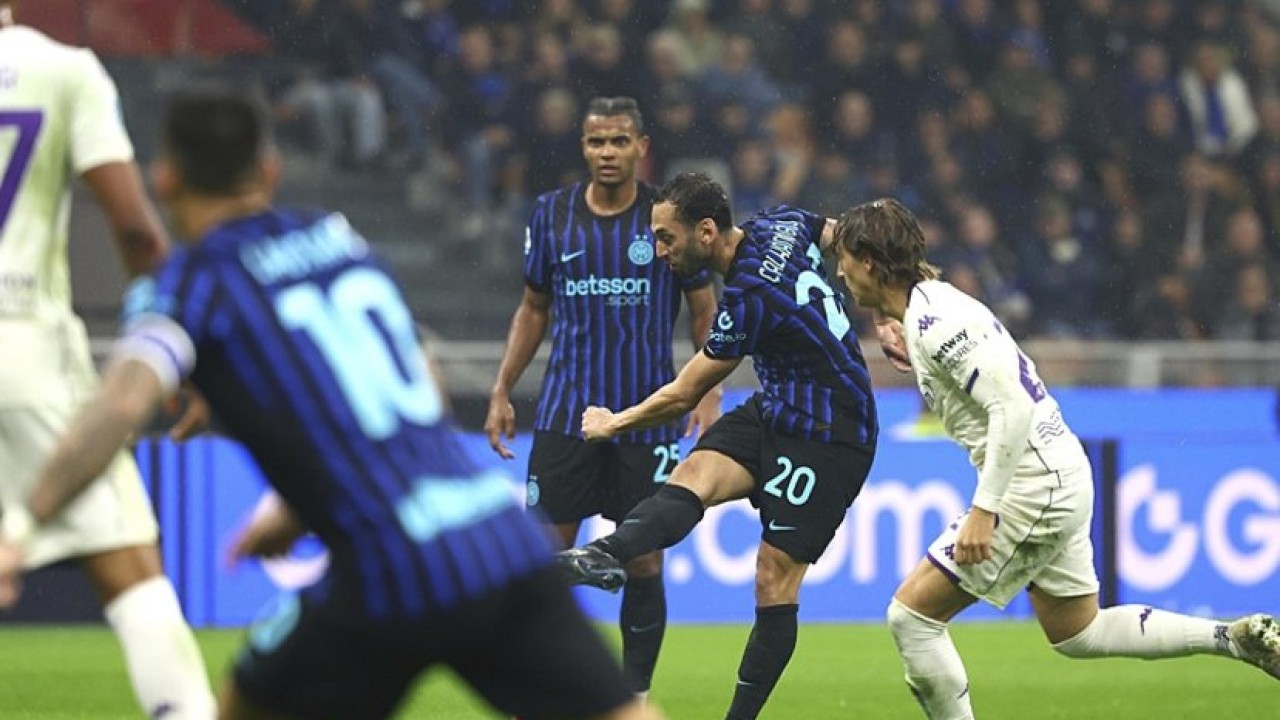 Inter, Serie A'da Fiorentina'yı 3-0 yendi