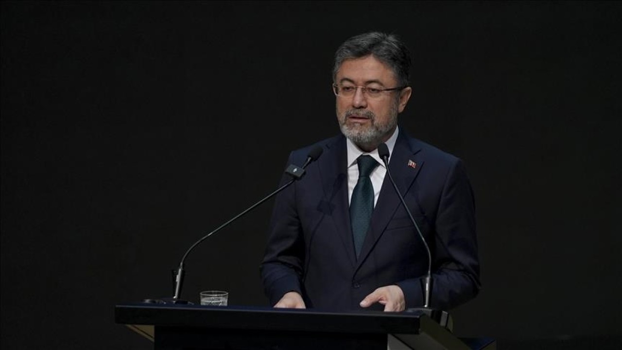 İstanbul'da buluşmaya davet ediyorum