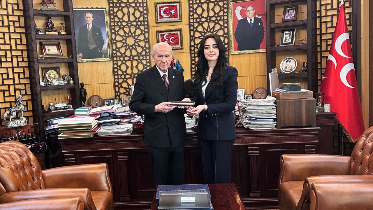 MHP MYK Üyesi Büşra Cin'den MHP Lideri Devlet Bahçeli'ye ziyaret
