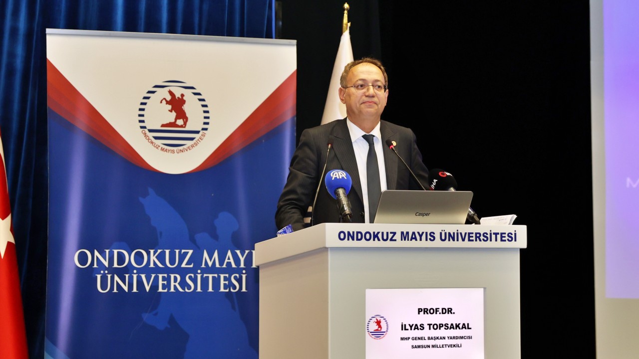 Samsun'da "Milli Egemenliğin Doğuşu: Samsun'dan Cumhuriyete" paneli düzenlendi