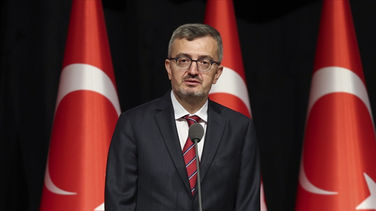 İletişim Başkanı Duran'dan Kocaeli'deki yangına ilişkin açıklama