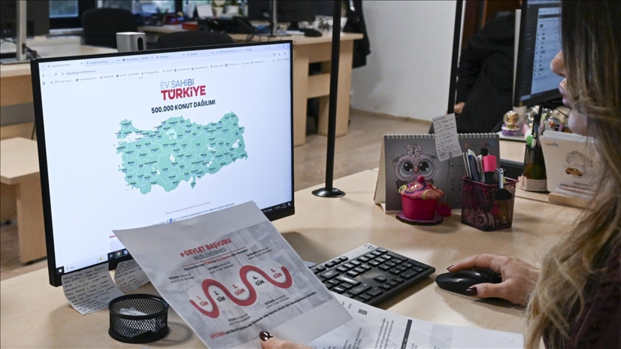 Bakan Kurum'dan "Yüzyılın Konut Projesi"nin başvuru sürecine ilişkin videolu paylaşım