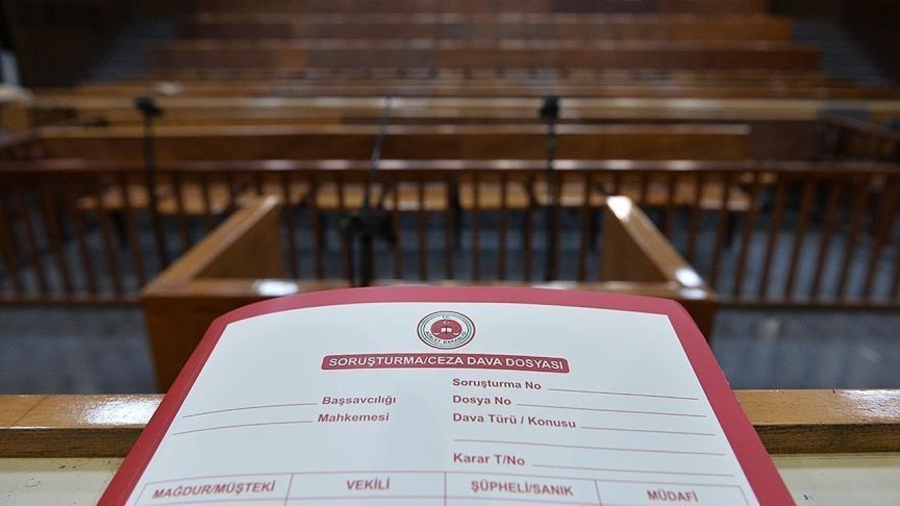 Şüpheli Necati Özkan'ın "örgüt üyeleri ve usulsüz iş alanlar arasında bağlantı kurduğu" iddiası