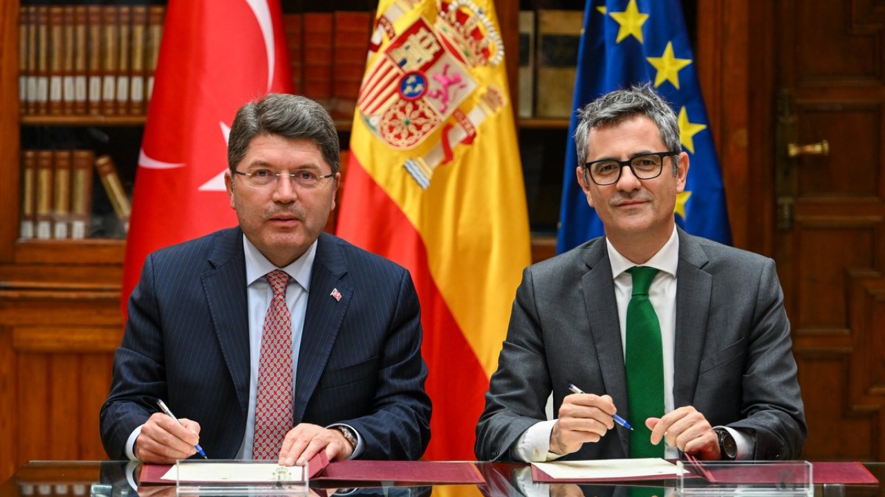 Adalet Bakanı Tunç, İspanyol mevkidaşı Garcia ile bir araya geldi