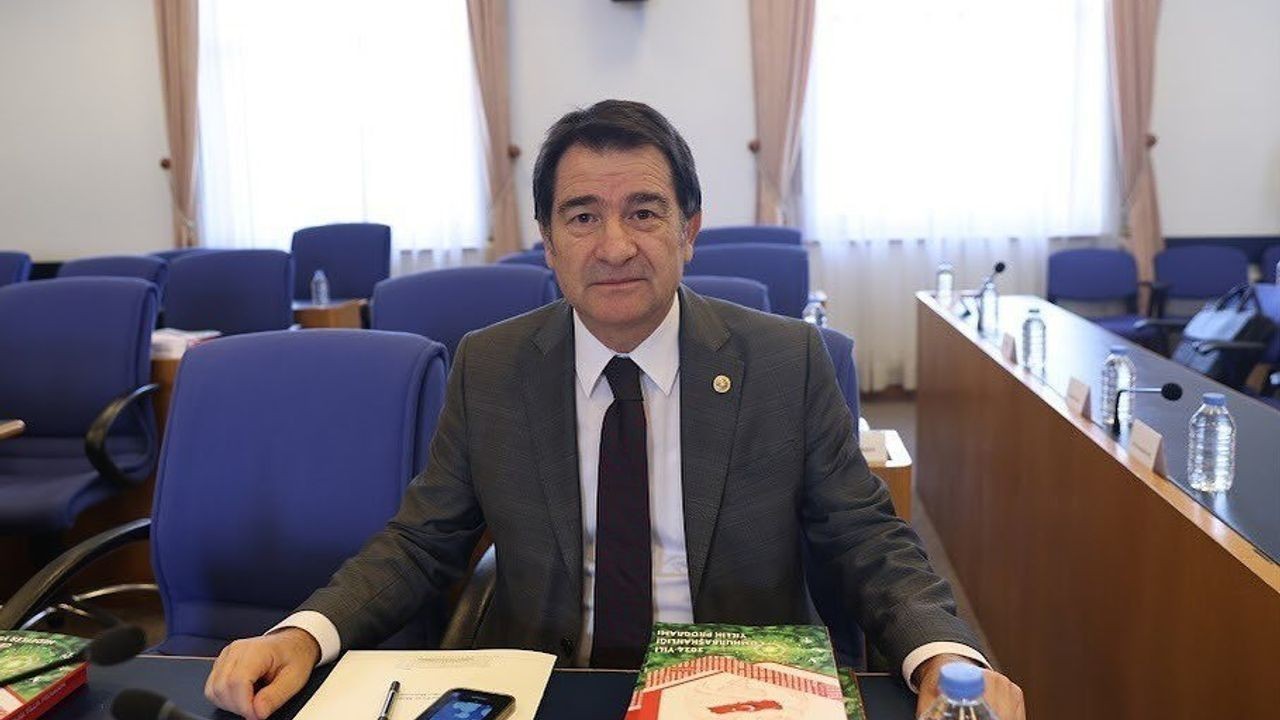 MHP'li Aksu: Sporda kalıcı başarı her şeyden önce sporun ahlaklı yapılmasını gerektirmektedir