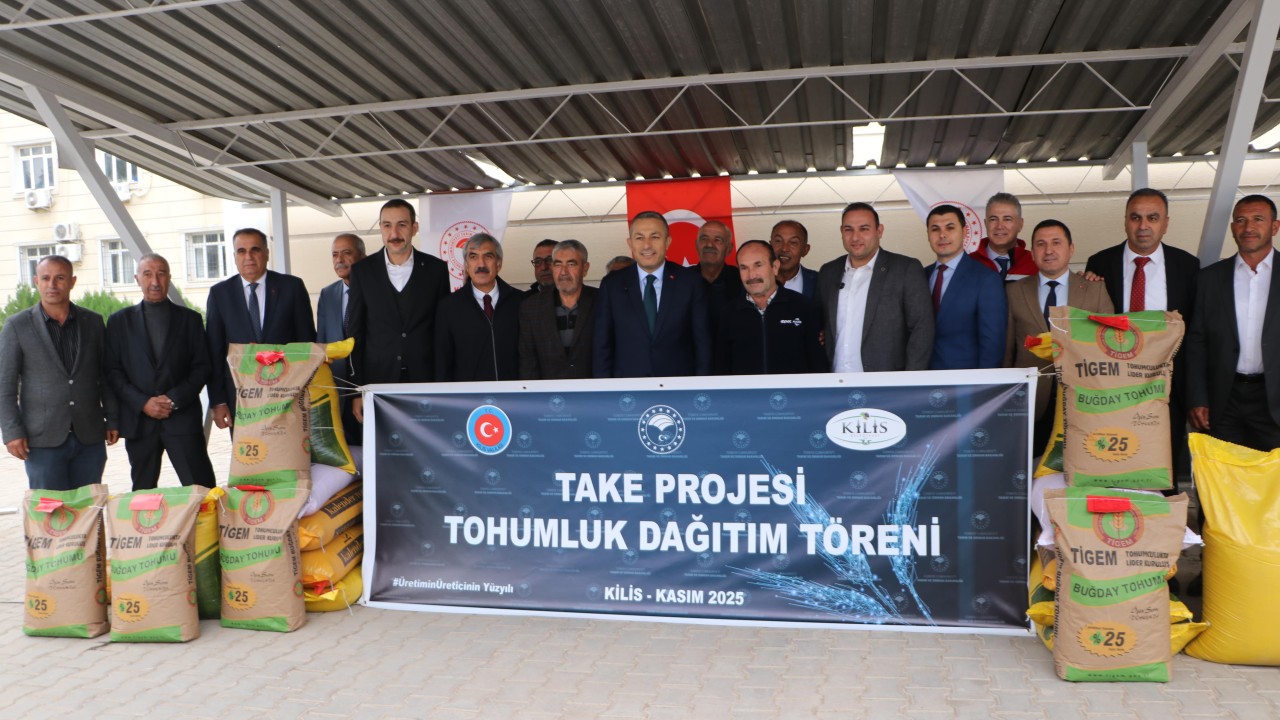 Kilis'te çiftçilere 737 ton tohum dağıtıldı