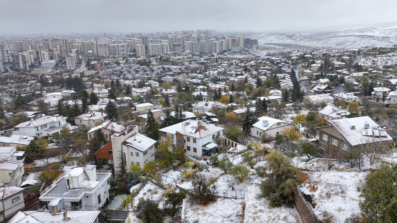 Kayseri'de kar yağışı etkili oldu