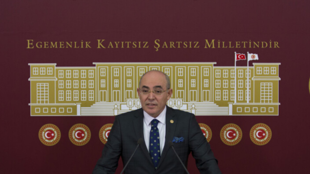 MHP'li Karakaya'dan Müsavat Dervişoğlu'na tepki: Gerçekleri çarpıtarak,  bulanık suda koltuk arama çabanız beyhudedir