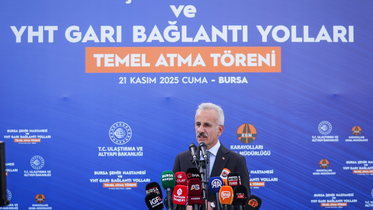 Bakan Uraloğlu, Şehir Hastanesi ve YHT Garı bağlantı yolları temel atma törenine katıldı