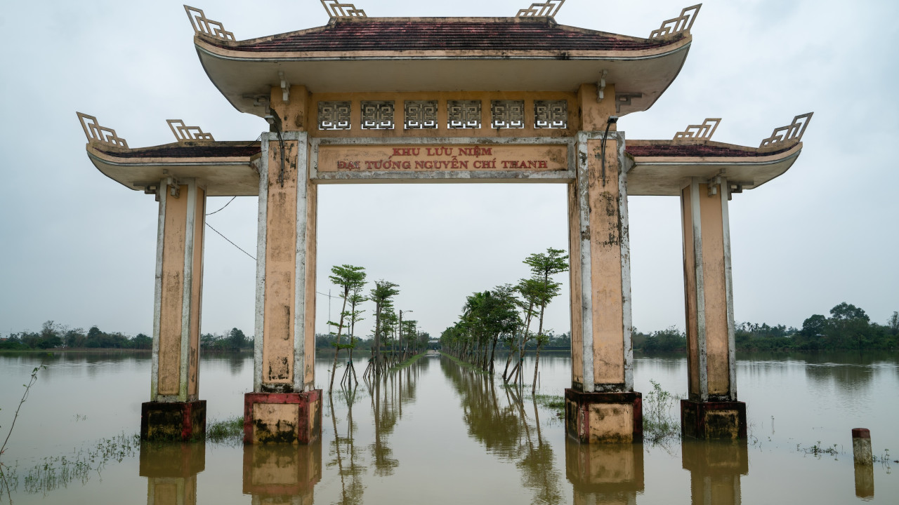 Vietnam'ın Hue kentinde selin etkileri devam ediyor