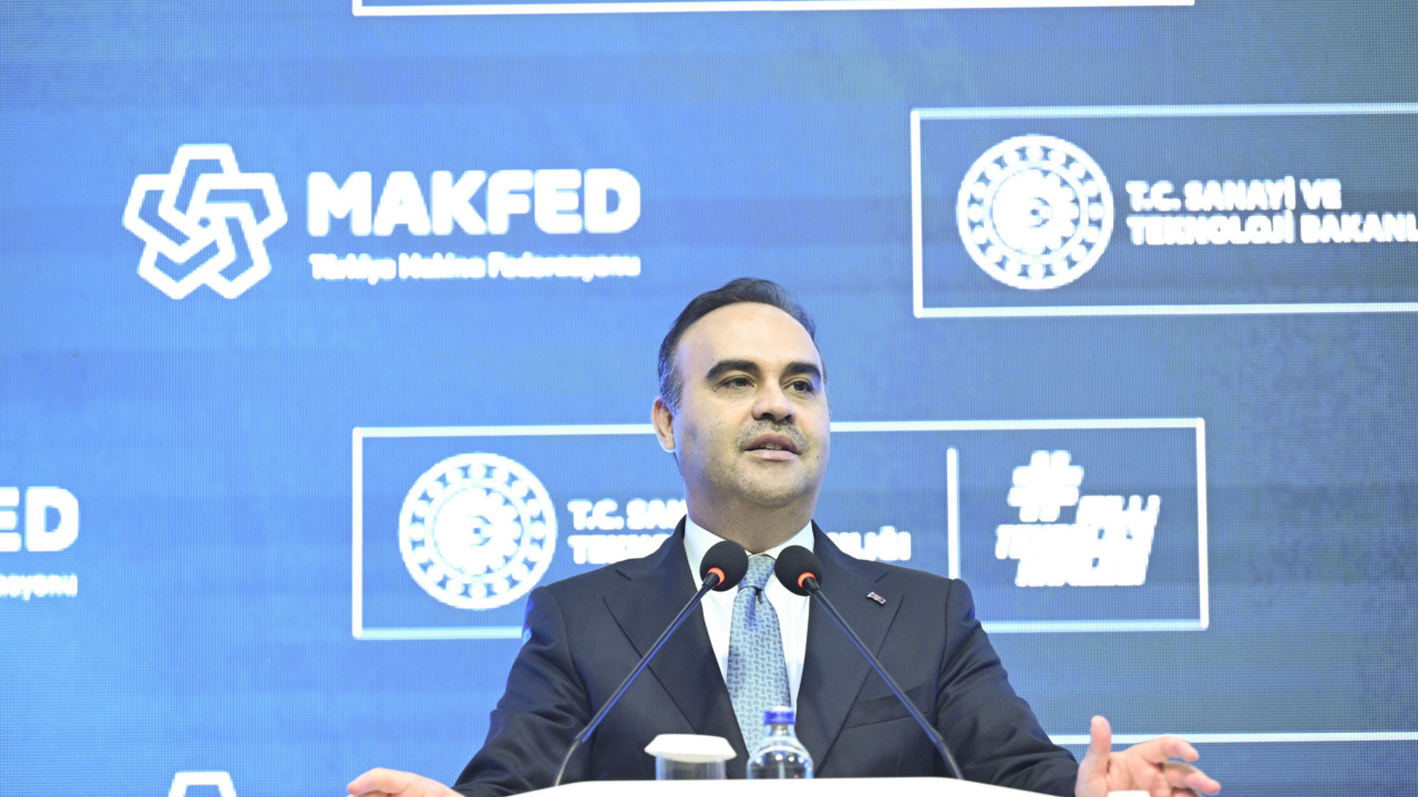 Bakan Kacır: 23 yıl önce 36 milyar dolar olan yıllık ürün ihracatımız, bugün 270 milyar doları aştı