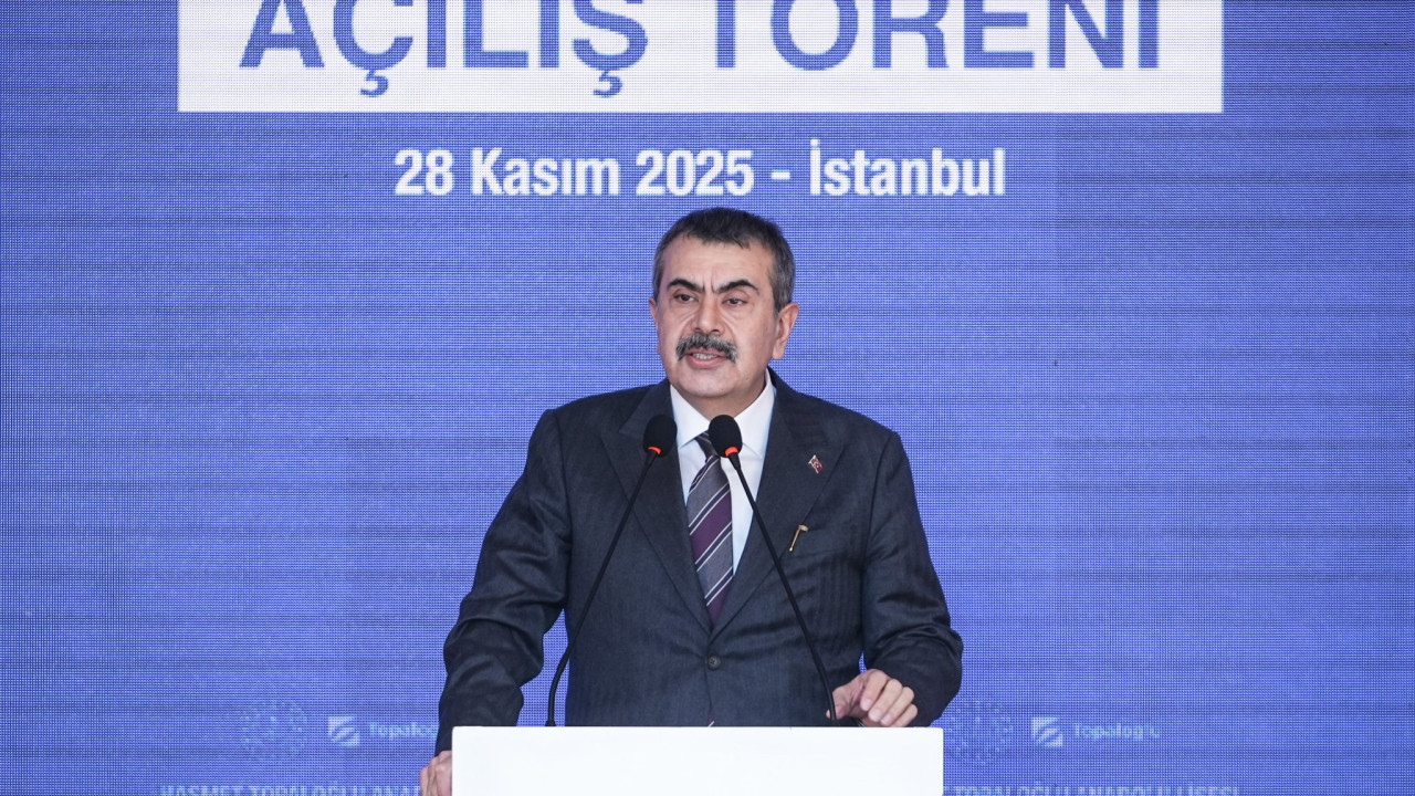 Milli Eğitim Bakanı Tekin, Haşmet Topaloğlu Anadolu Lisesi'nin açılışına katıldı