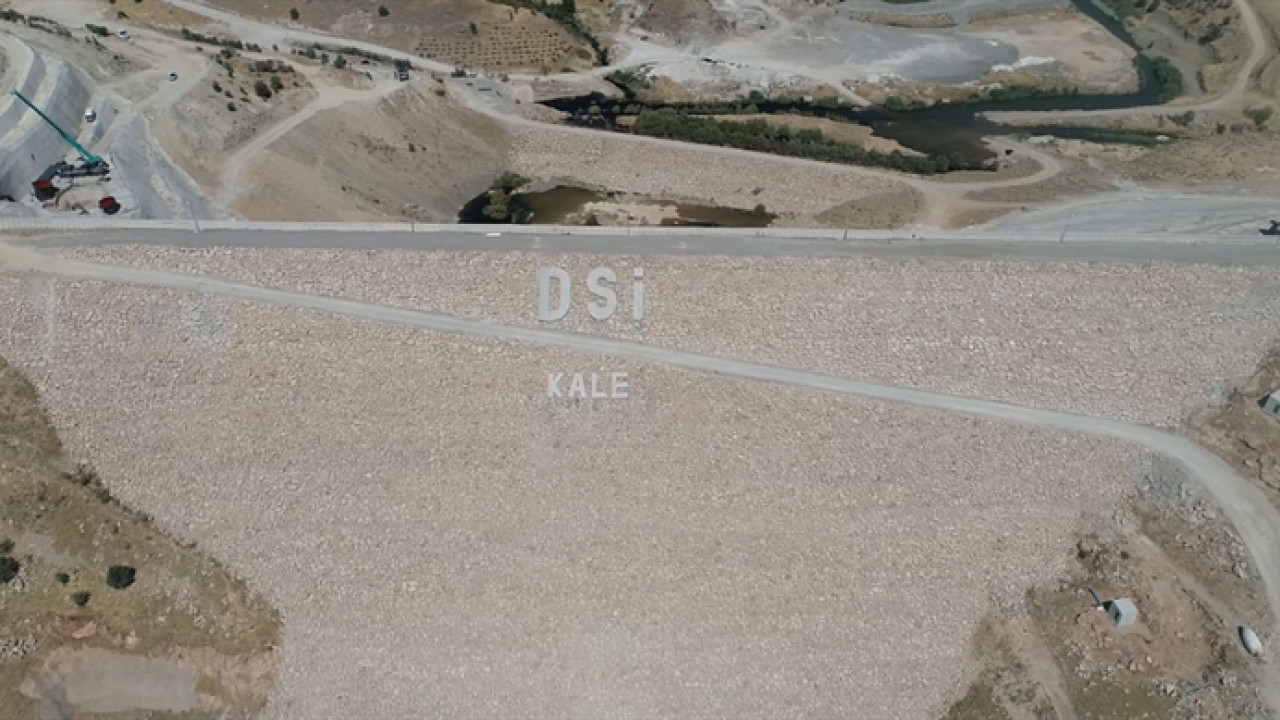 Diyarbakır Çermik Kale Barajı'ndaki su tutma işlemi tamamlandı