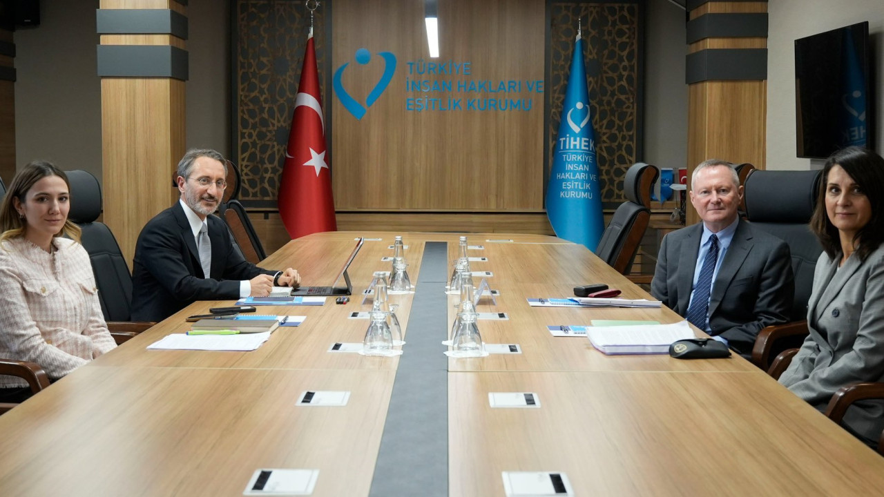 TİHEK Başkanı Altun, Avrupa Konseyi İnsan Hakları Komiseri Michael O’Flaherty ile görüştü