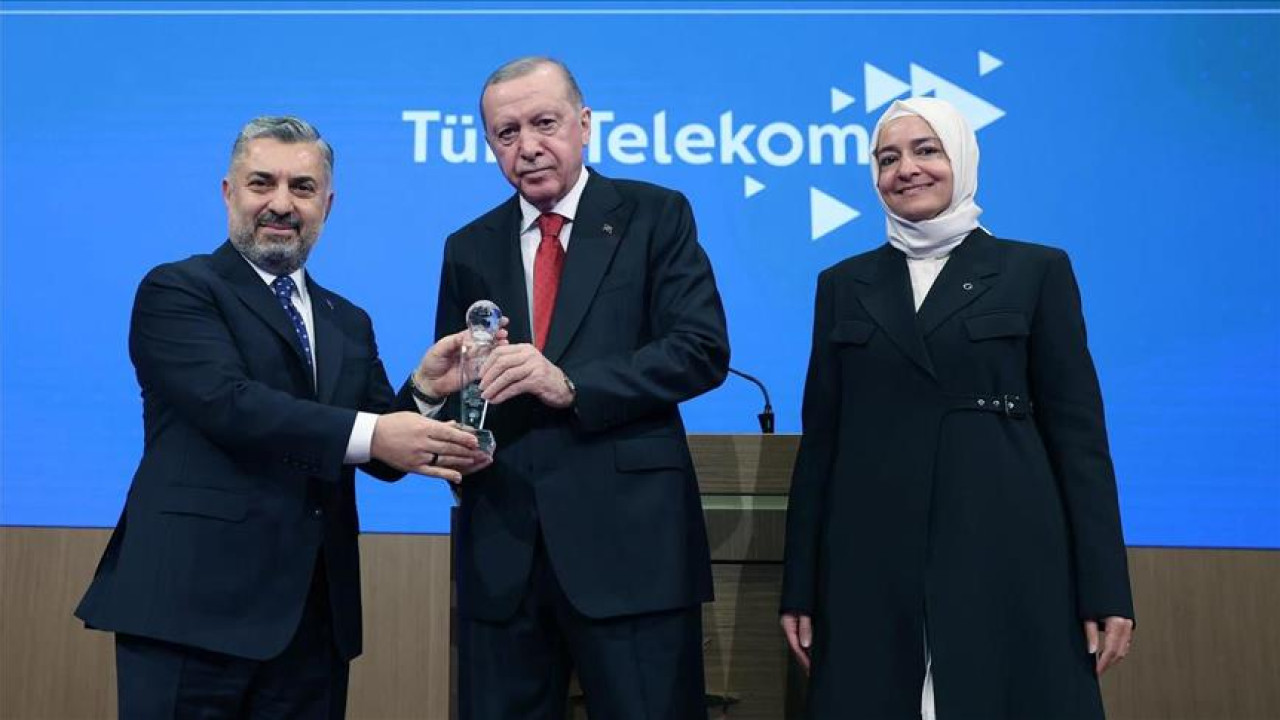Türk Telekom'a Engelsiz Türkiye Yüzyılı Dünya Engelliler Günü Buluşması'nda "Dijital Erişilebilirlik" ödülü