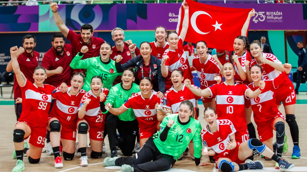 A Milli Kadın Hentbol Takımı, hazırlık maçında Slovenya'yı yendi