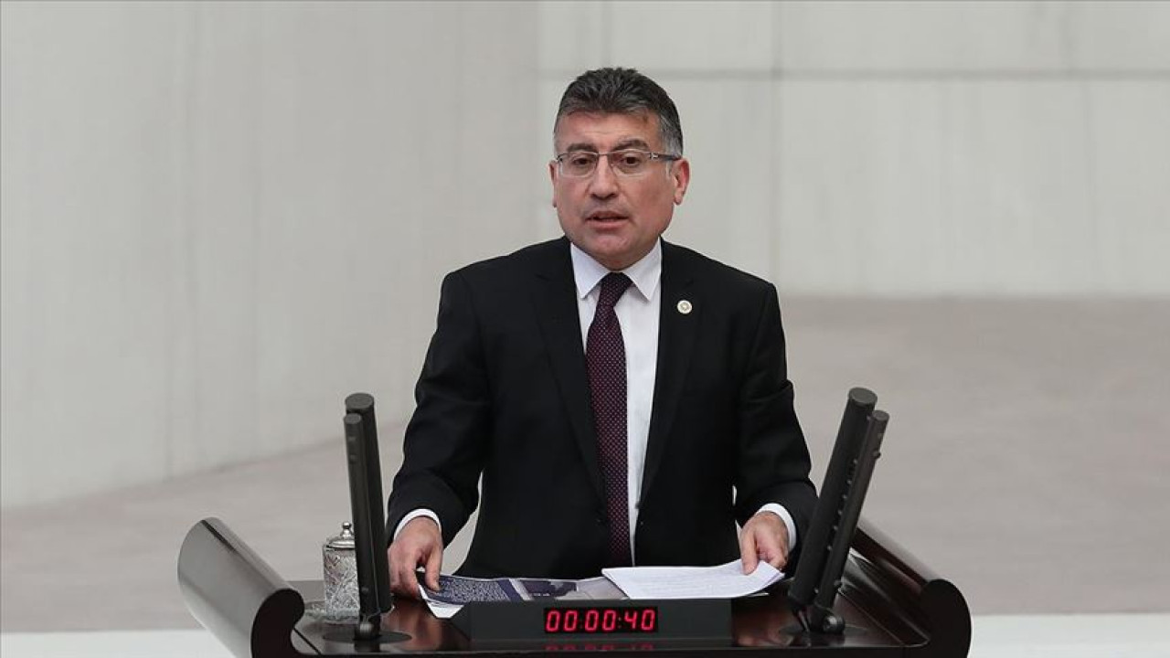 AK Parti Grup Başkanı Güler: Hatay'ı da Adıyaman'ı da Malatya'yı da toplam Bulgaristan büyüklüğündeki tüm deprem bölgesini de ayağa kaldırdık ve kaldıracağız