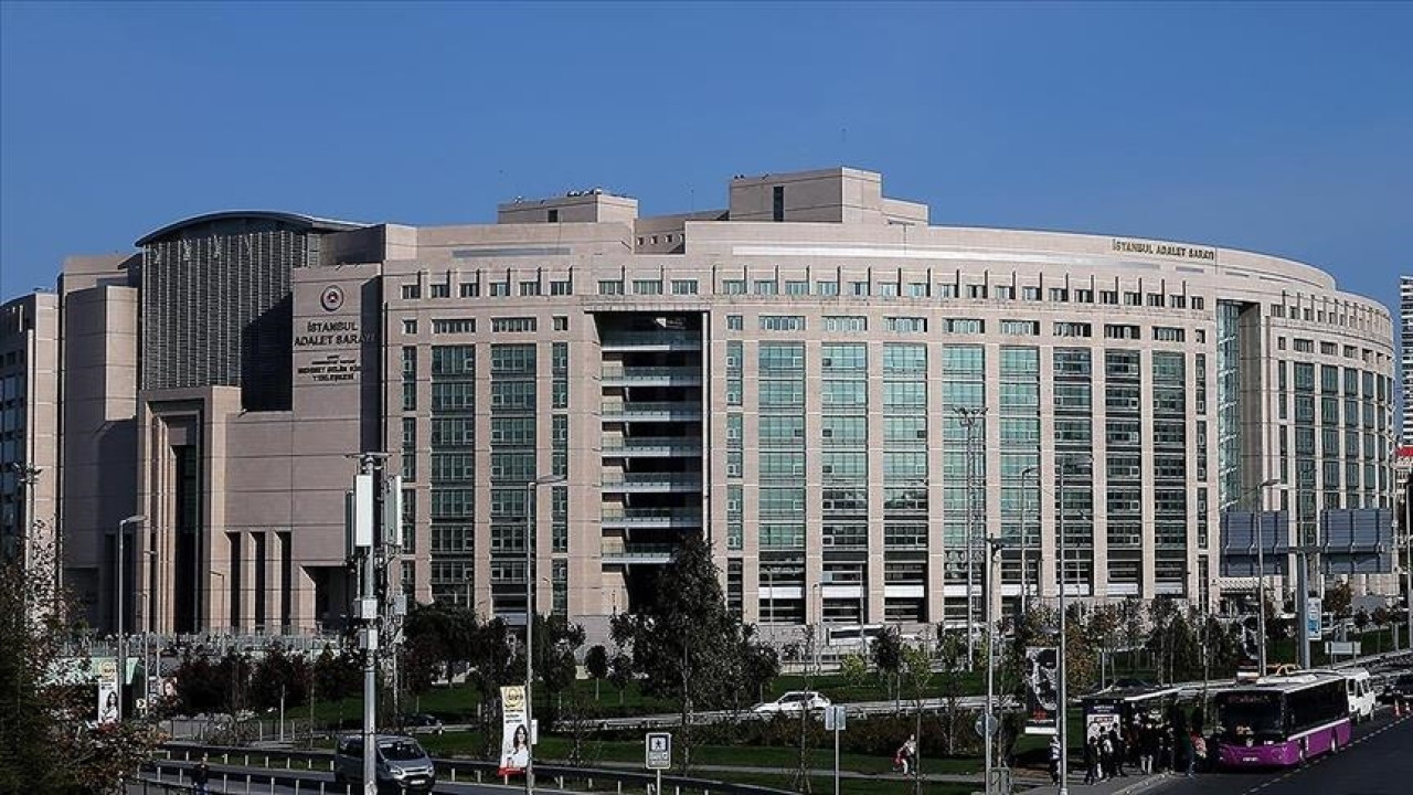 İstanbul merkezli 6 ilde yasa dışı bahis oynattığı iddiasıyla 20 şüpheli gözaltında