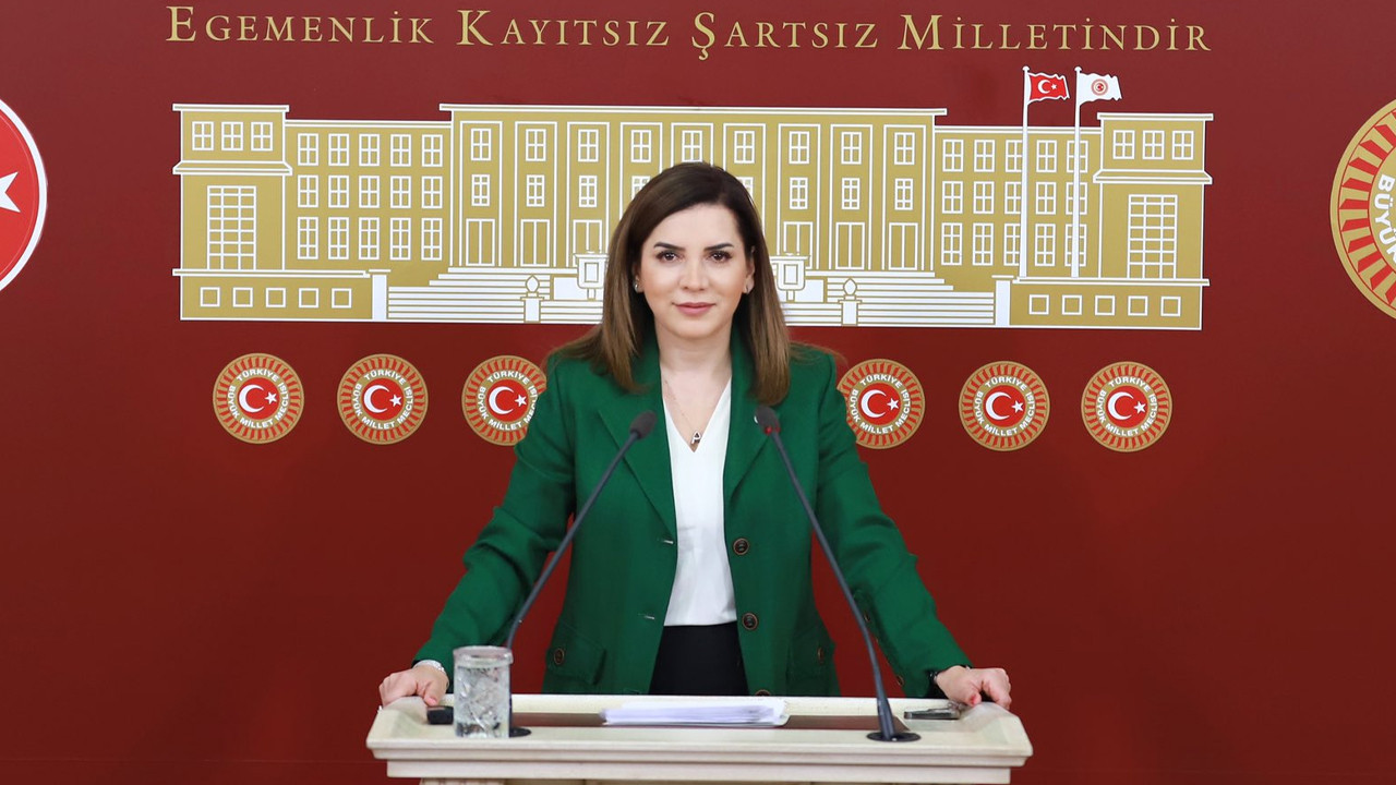 TYT Türk Yönetim Kurulu Başkanı Erdem’den Leyla Şahin Usta’ya destek: Yakışıksız kelimeler sarf edilmesi kabul edilemez